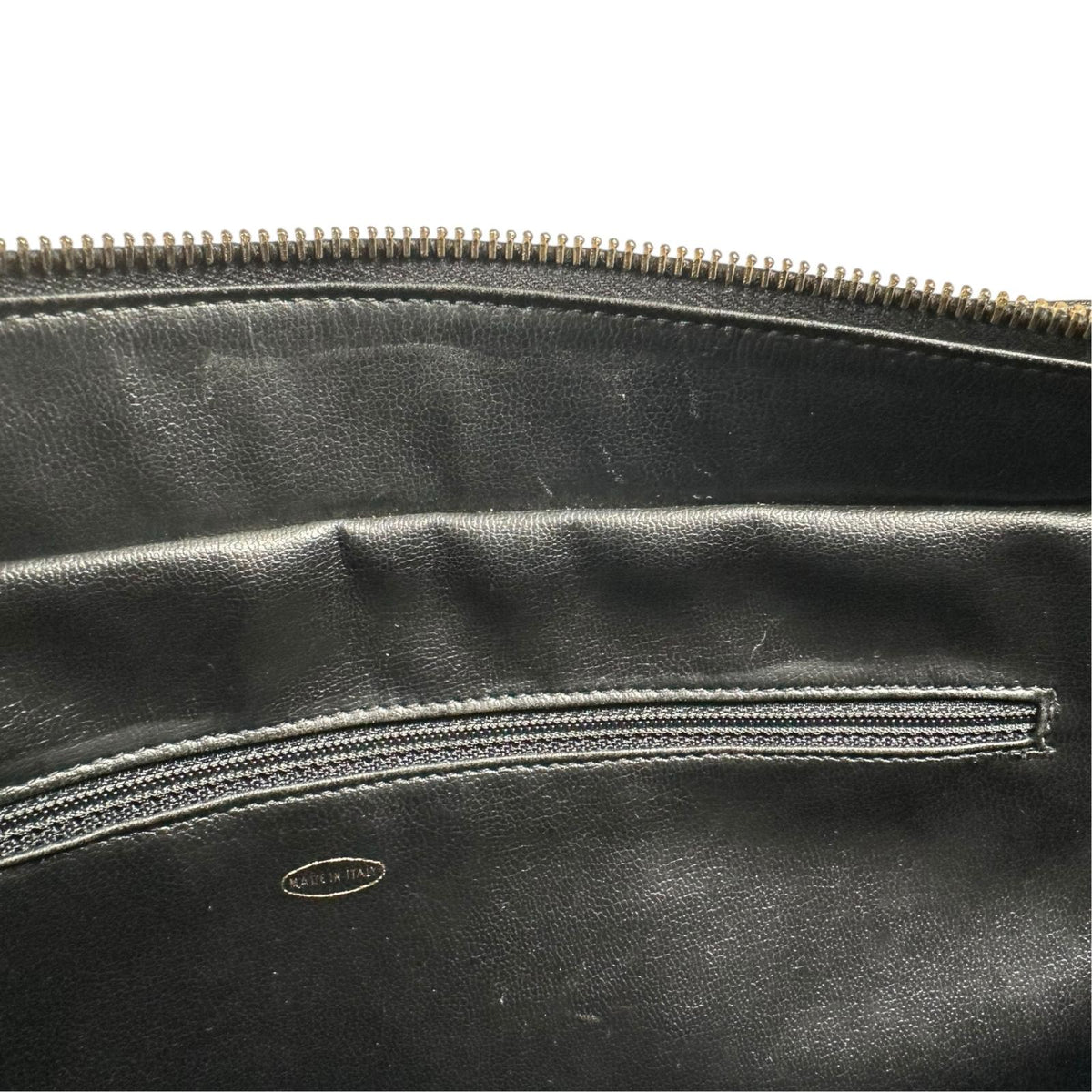 Pre-Owned V-stitch chain Shoulder bag black Grained Calfskin Gold CHANEL