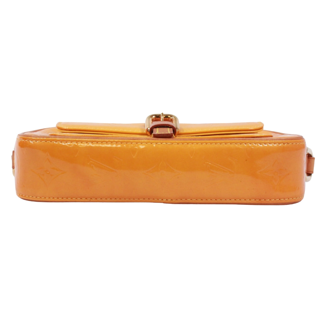 Pre-Owned Christy MM monogram vernis Jaune Shoulder bag yellow Leather Gold M91108 LOUIS VUITTON