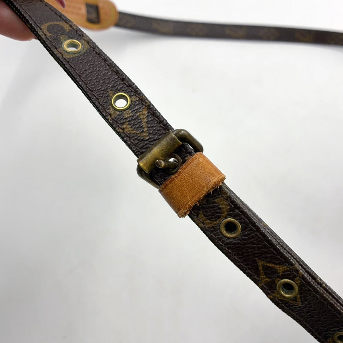 Pre-Owned Amazon monogram Shoulder bag Brown Leather PVC Gold M45236 LOUIS VUITTON