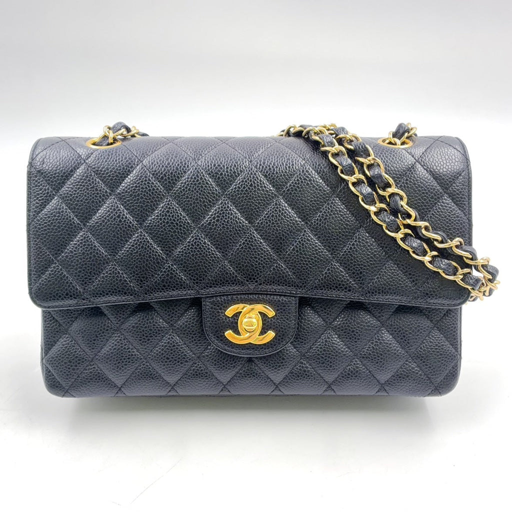 Pre-Owned Matelassé 25 Double-flap chain shoulder bag Serial number starting with 11 W chain shoulder bag black Grained Calfskin Gold A01112 CHANEL