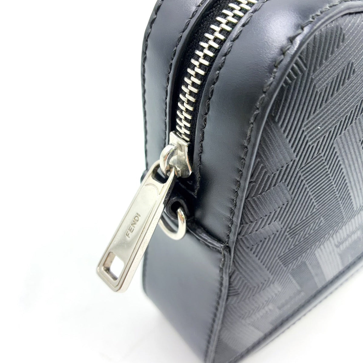 Pre-Owned Diagonal camera case shoulder Clutch bag black Calf Silver 7M0286 AQW FENDI