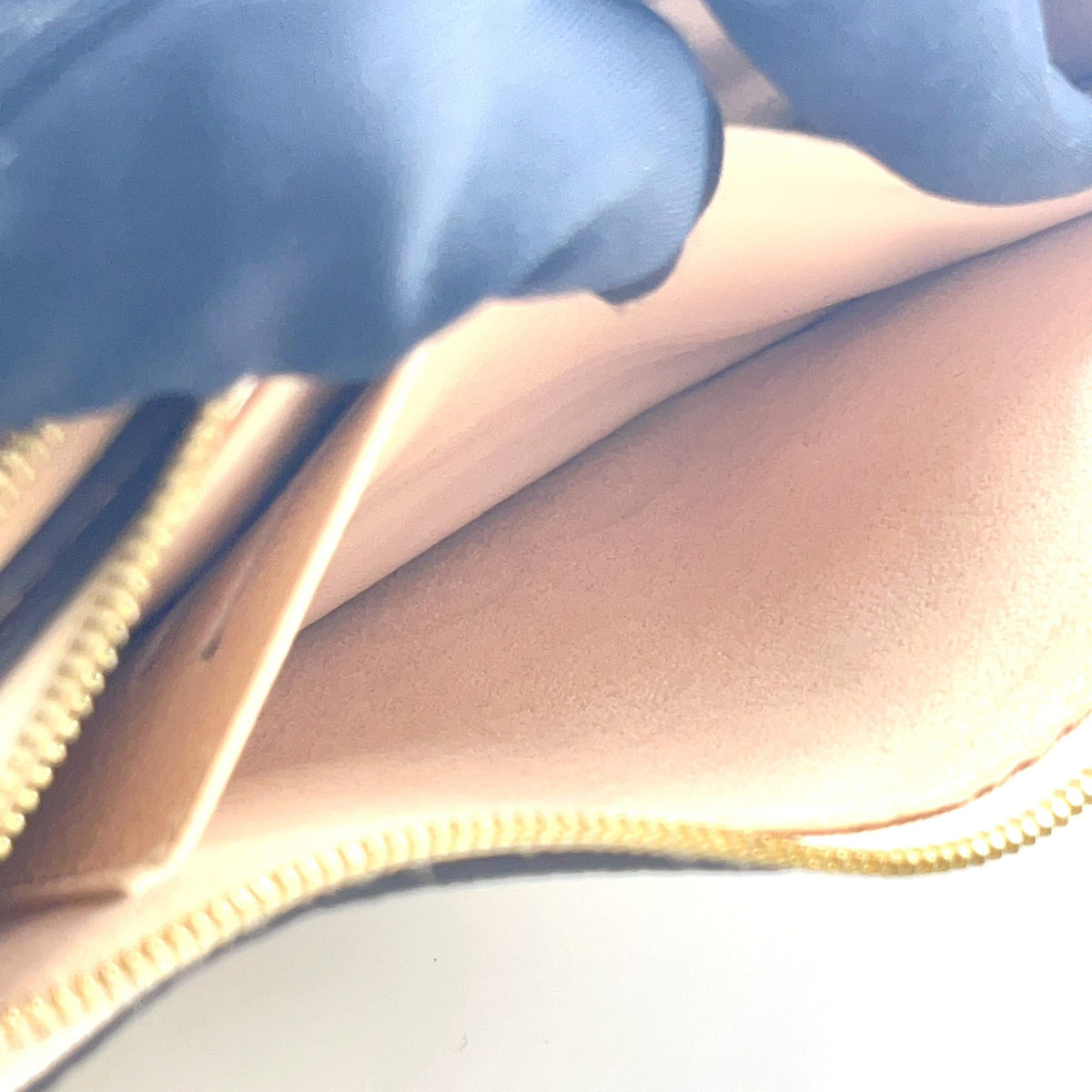 Pre-Owned Pochette Double zip monogram Amplant Shoulder bag off white pink beige Leather Gold M63919 LOUIS VUITTON