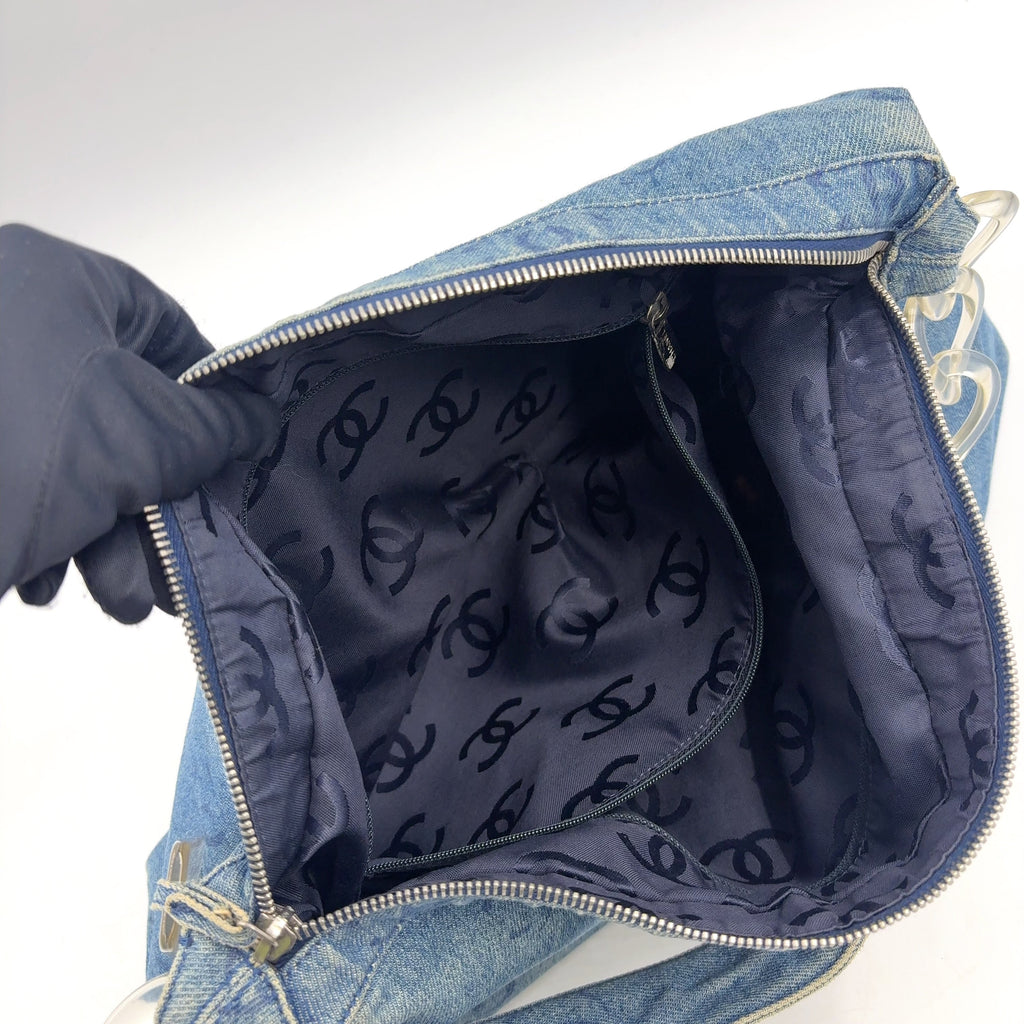 Pre-Owned coco mark Serial number starting with 7 one shoulder bag blue Denim Plastic Silver CHANEL