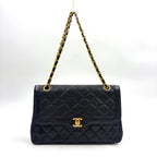 Pre-Owned Paris exclusive matelasse double flap 6-digit serial number Shoulder bag black lambskin Gold CHANEL