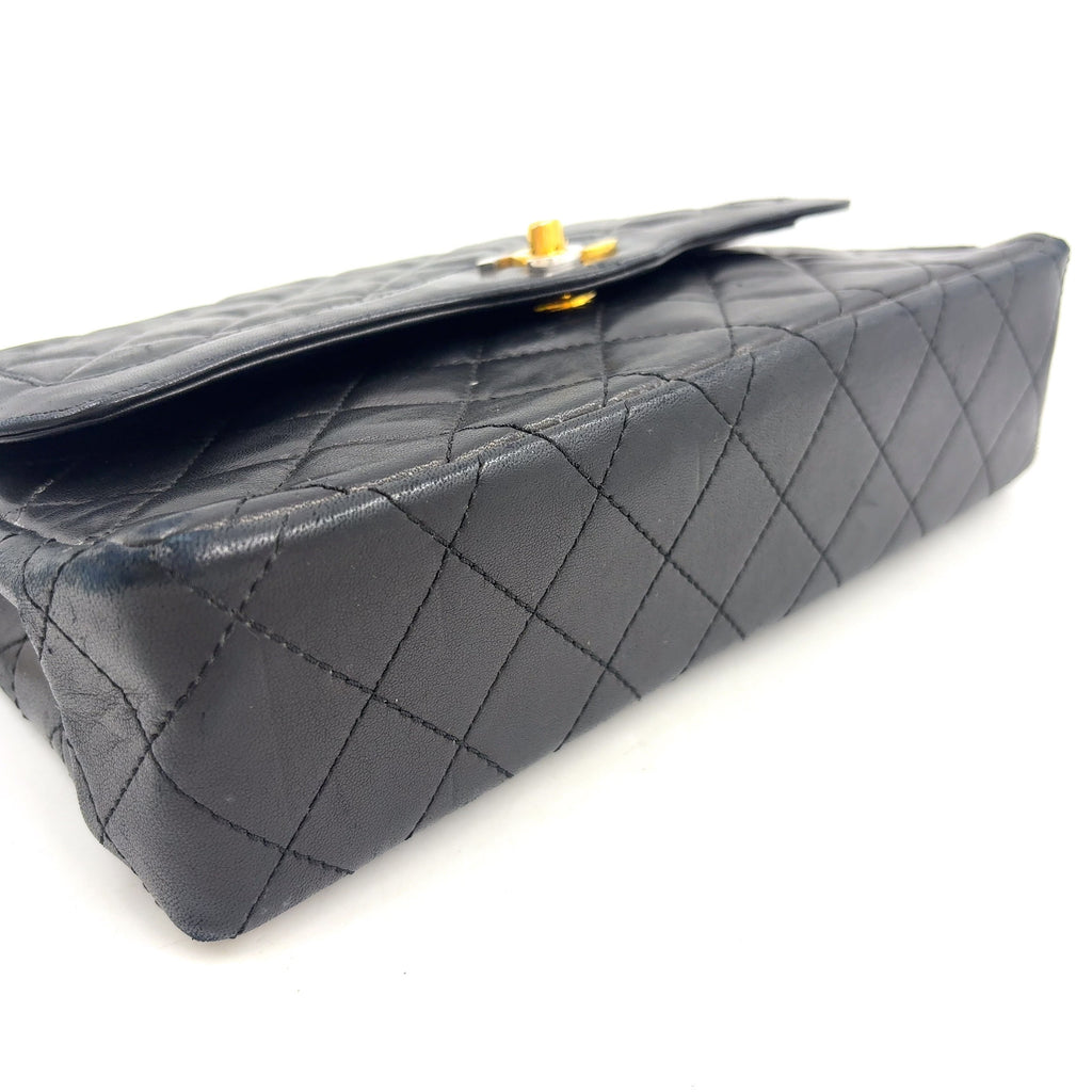 Pre-Owned Paris exclusive matelasse double flap 6-digit serial number Shoulder bag black lambskin Gold CHANEL