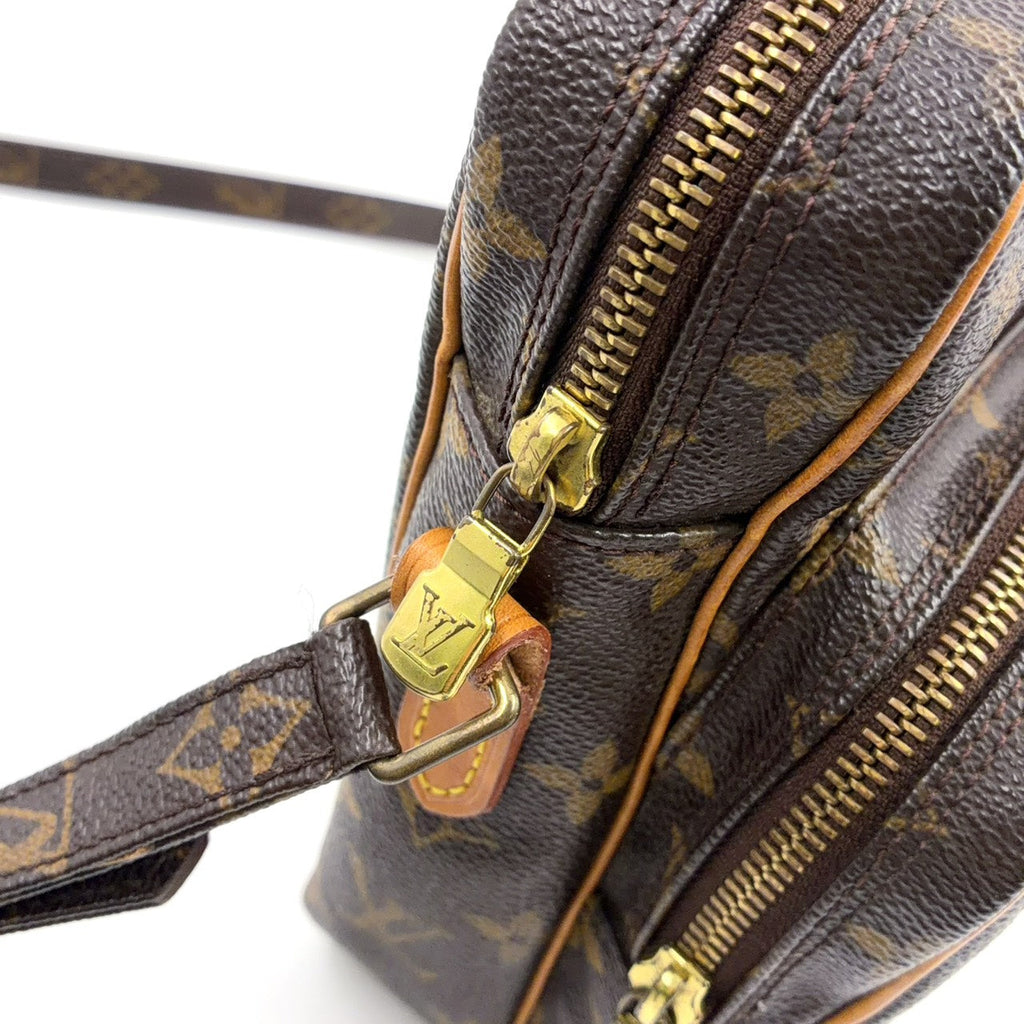 Pre-Owned Amazon monogram Shoulder bag Brown Leather PVC Gold M45236 LOUIS VUITTON