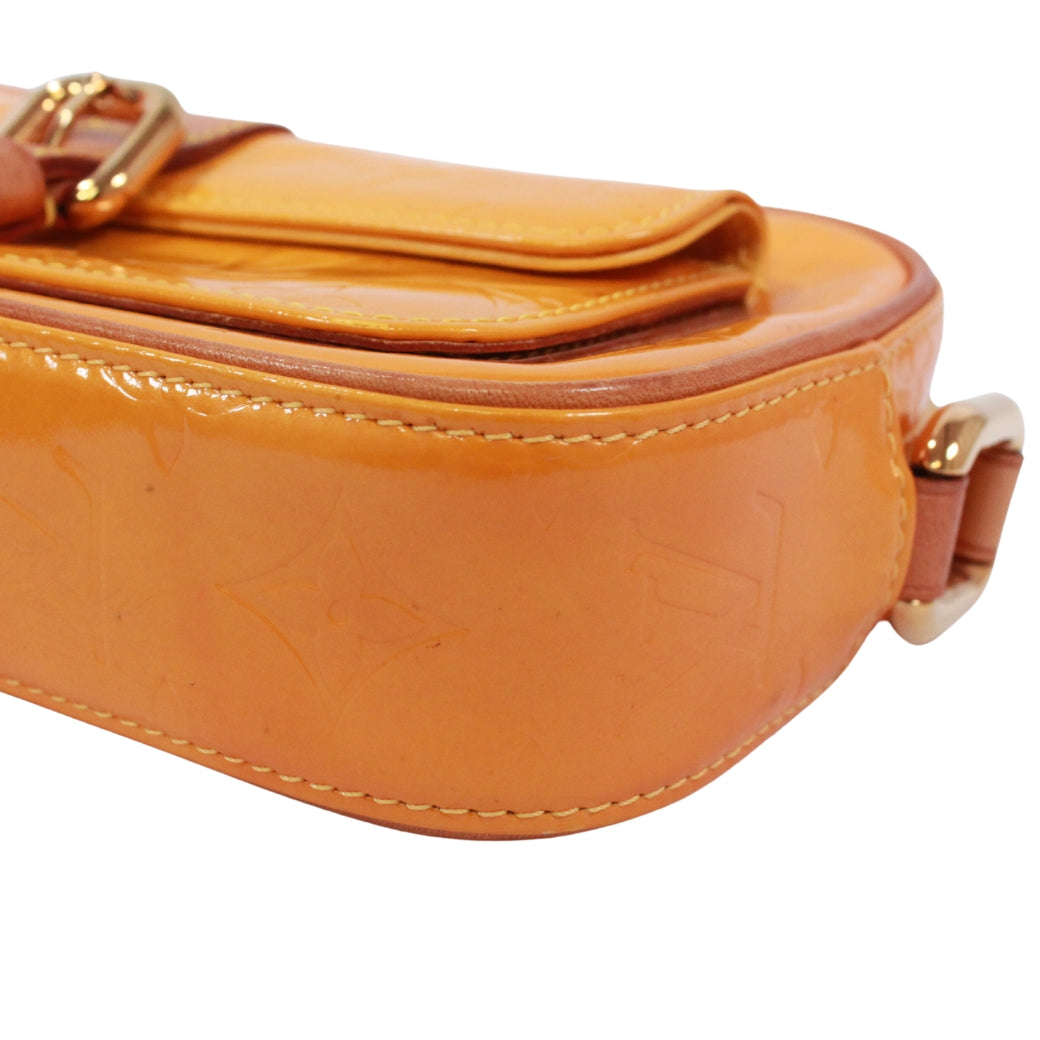 Pre-Owned Christy MM monogram vernis Jaune Shoulder bag yellow Leather Gold M91108 LOUIS VUITTON