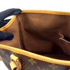 Pre-Owned Batignolles monogram Handbag Brown light brown Leather PVC Gold M51156 LOUIS VUITTON