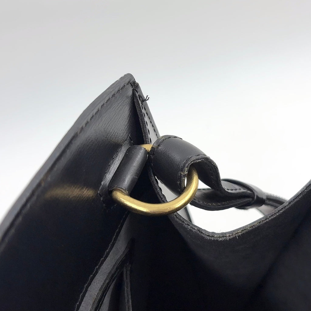 Pre-Owned Cluny Epi Noir Shoulder bag black Leather Gold M52252 LOUIS VUITTON