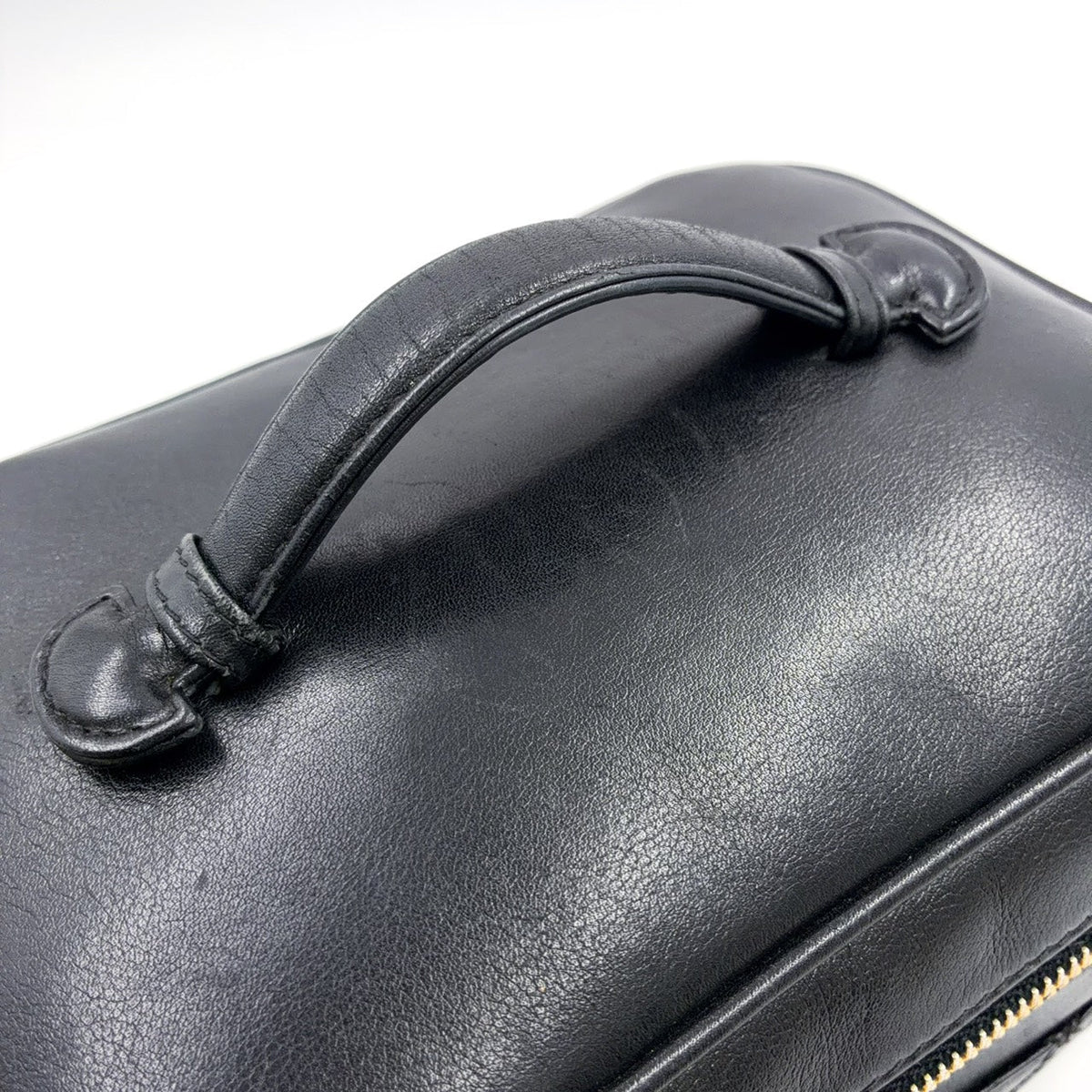 Pre-Owned Bicolore vanity bag Unknown serial number Handbag black Leather Gold A01618 CHANEL