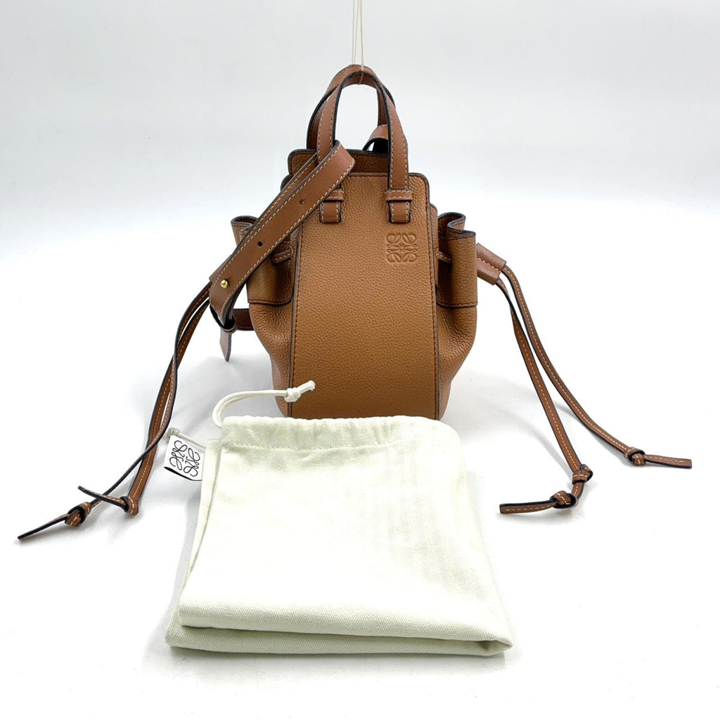 Pre-Owned drawstring hammock mini Handbag Shoulder bag Brown Leather Gold LOEWE
