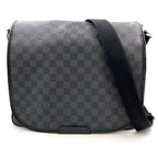 Pre-Owned Daniel MM Damier Graphite Shoulder bag black Leather PVC Silver N58029 LOUIS VUITTON
