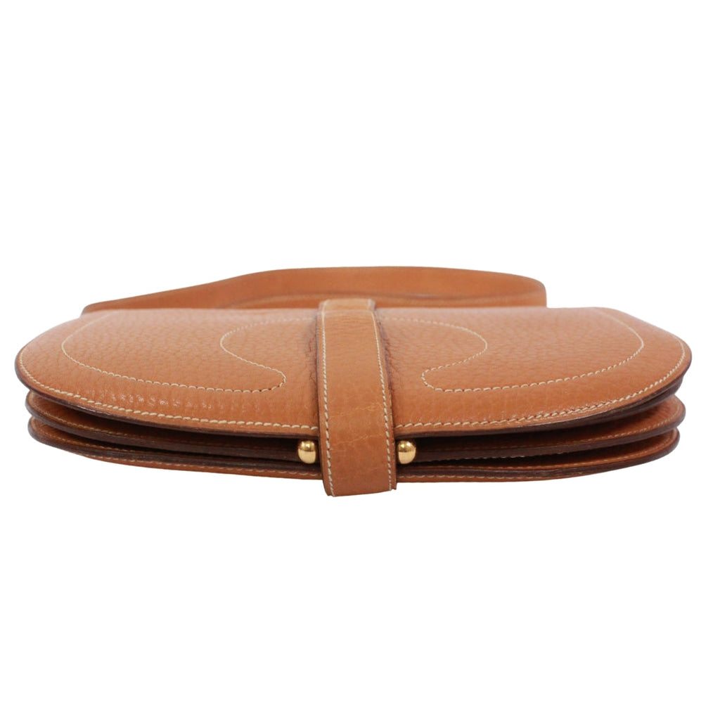 Pre-Owned Gallopard Shoulder bag Brown fjord leather Gold HERMES