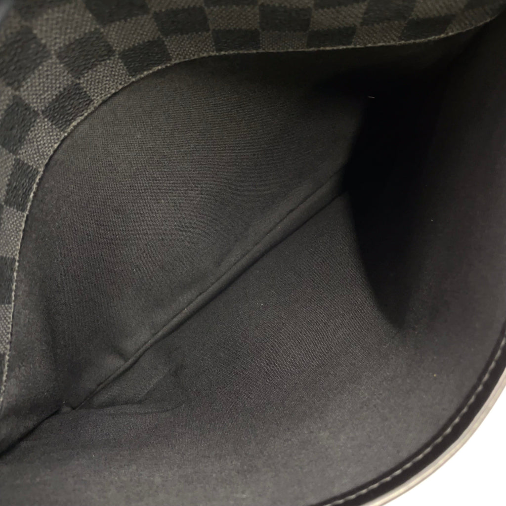 Pre-Owned Daniel MM Damier Graphite Shoulder bag black Leather PVC Silver N58029 LOUIS VUITTON