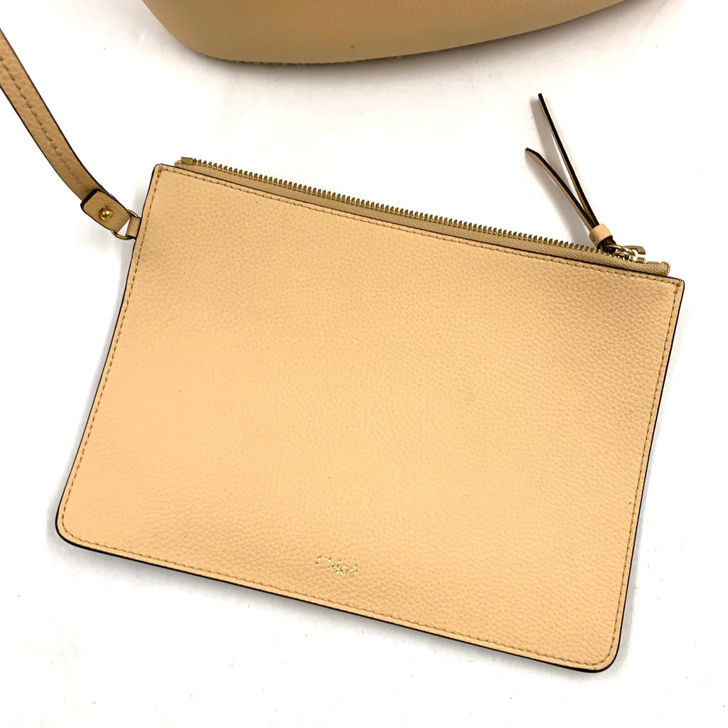Pre-Owned Avi tote bag ivory Leather Gold Chloe