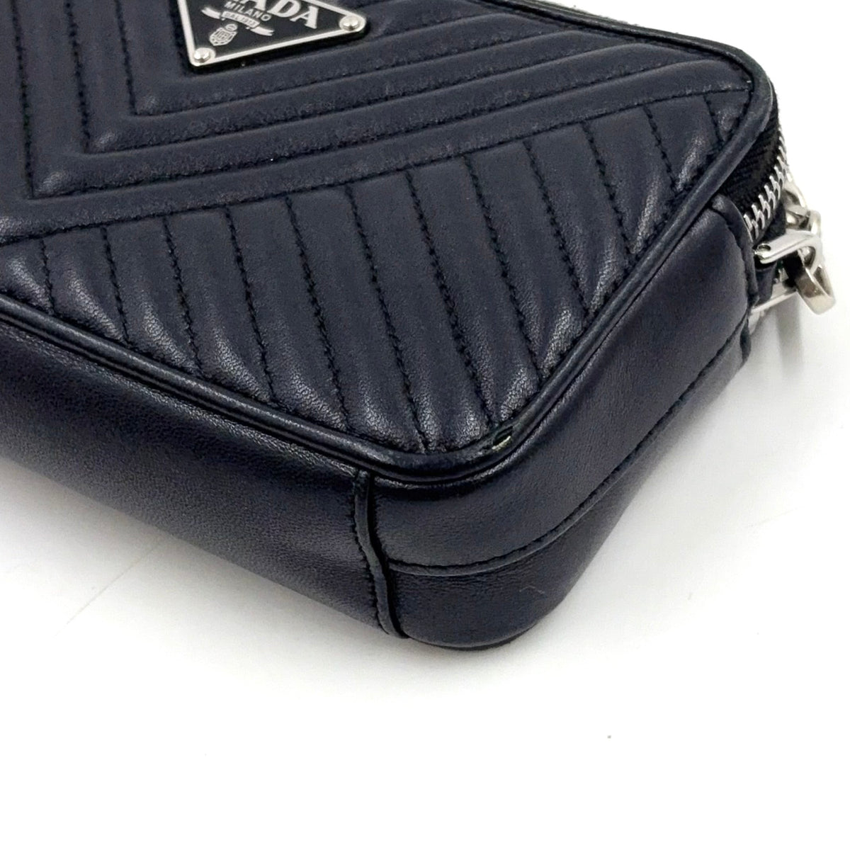 Pre-Owned diagram NAPPA IMPUNTURE chain shoulder bag black Leather Silver 1DH010 PRADA
