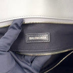 Pre-Owned Everyday tote bag Light gray Leather Silver BALENCIAGA