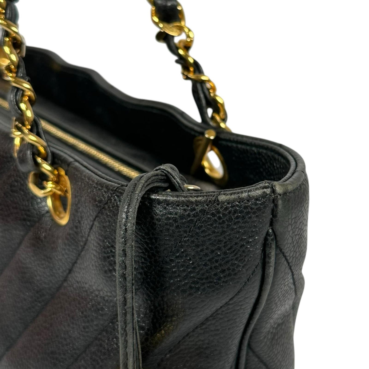 Pre-Owned V-stitch chain Shoulder bag black Grained Calfskin Gold CHANEL