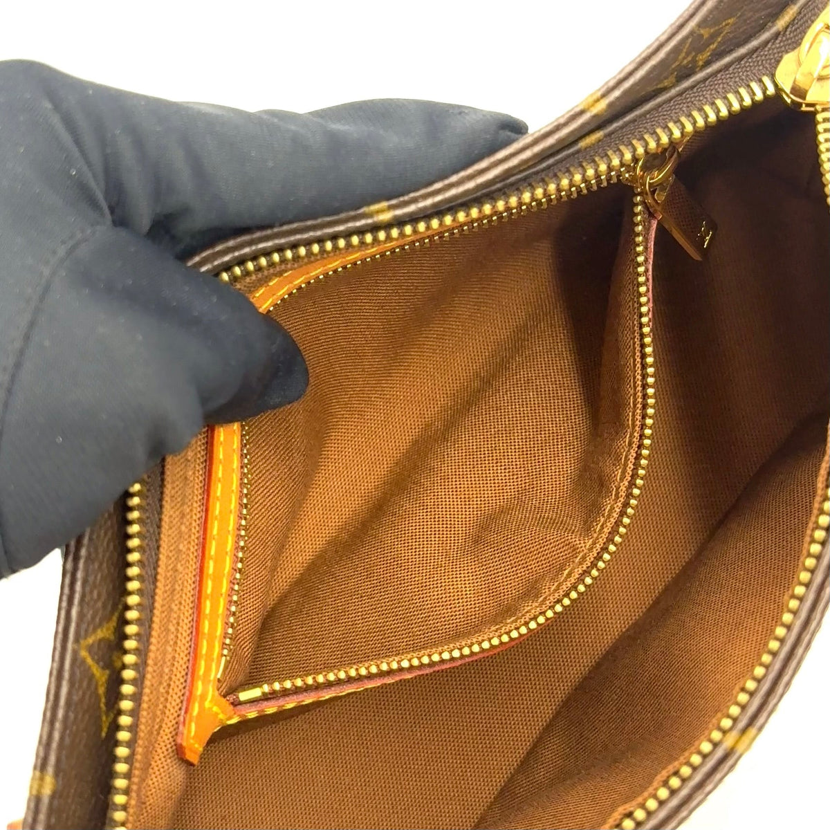 Pre-Owned Trotteur monogram Shoulder bag Brown Leather PVC Gold M51240 LOUIS VUITTON