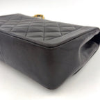 Pre-Owned matelasse Diana Flap Serial number starting with 2 Shoulder bag black lambskin Gold A01165  CHANEL
