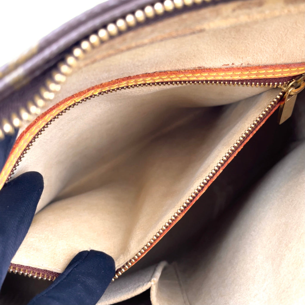 Pre-Owned Looping GM monogram Shoulder bag Brown Leather PVC Gold M51145 LOUIS VUITTON